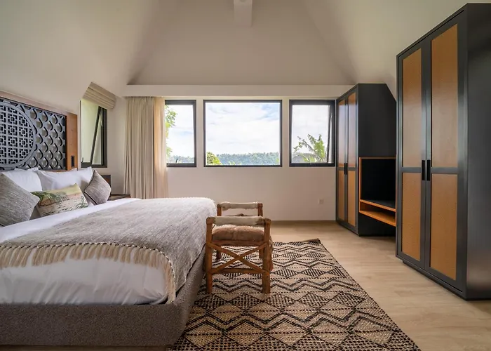 Buyan Lakeside Orman Evi *