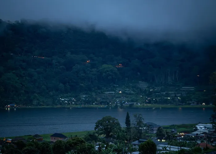 Buyan Lakeside *